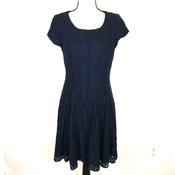 Sandra Darren dress black lace eyelet fitted cocktail dress 10 m party evening - Picture 1 of 12